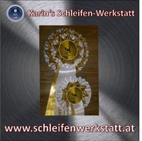 Edle Schleifen mit goldenen Metallicband aus Karin&#039;s Schleifen-Werkstatt